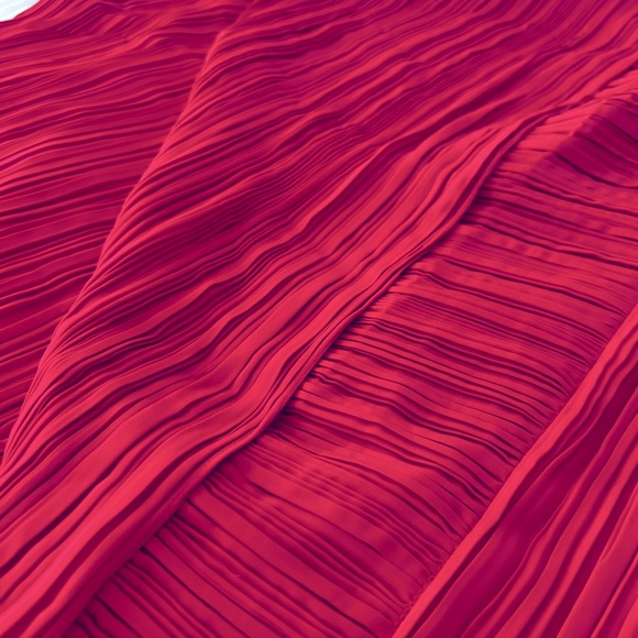 Midi pleated pencil skirt - Picture 2 of 3